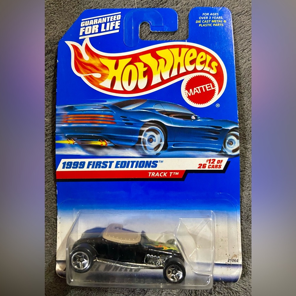 Hot Wheels 1999 first edition track T
